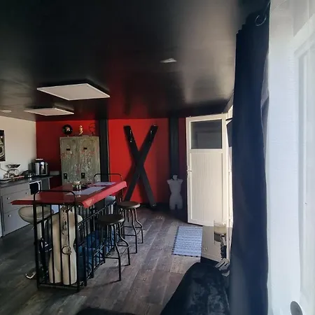 Le Glamour Loft בית הארחה 3*